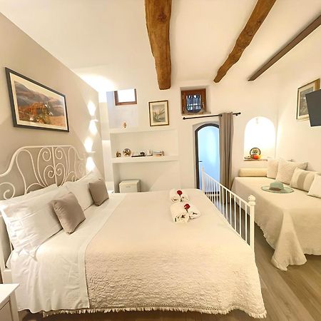 Hotel La Casa Di Ines San Gimignano Esterno foto