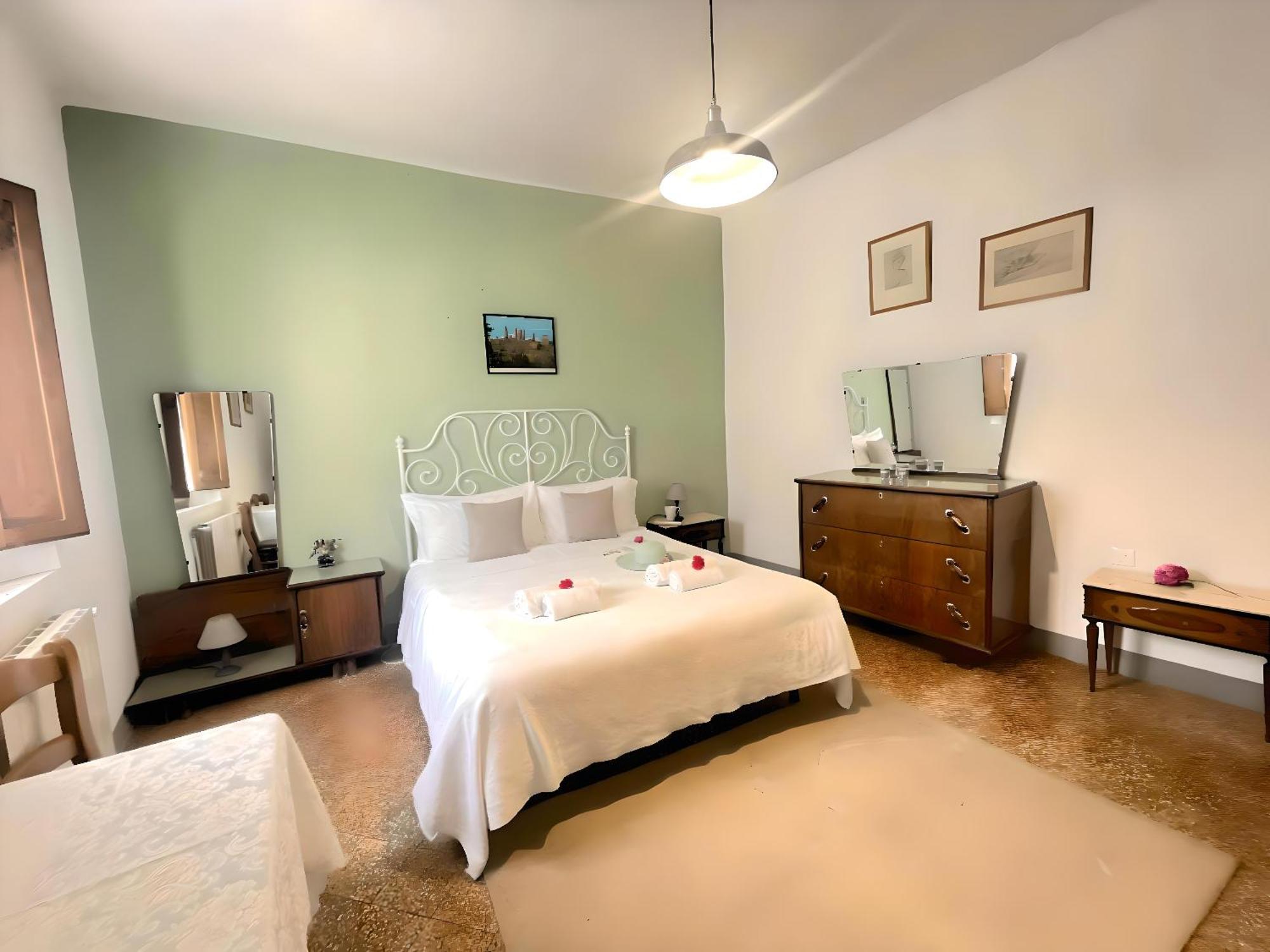 Hotel La Casa Di Ines San Gimignano Esterno foto